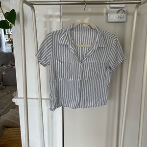Cropped stripe collar button down t-shirt